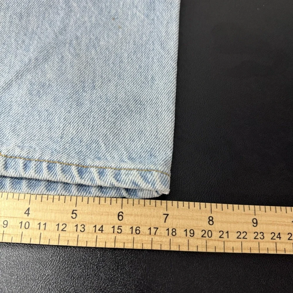 Vintage Levis 550 Student Jeans Mens 28x30 Light Wash Blue Relaxed Fit Tapered